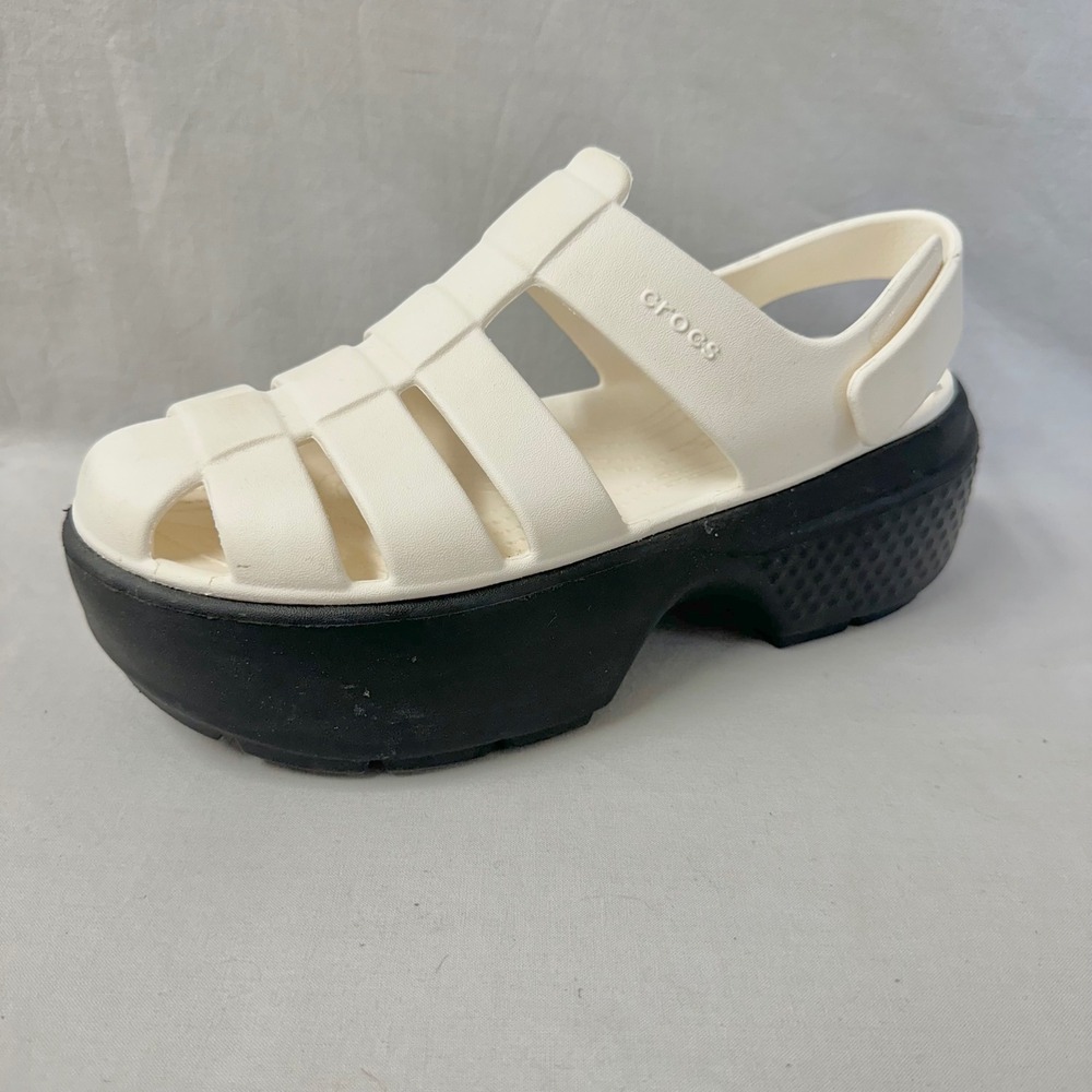 Crocs Stomp Fisherman Sandals in Chalk Sandals Womens 9 Chunky Platform Caged